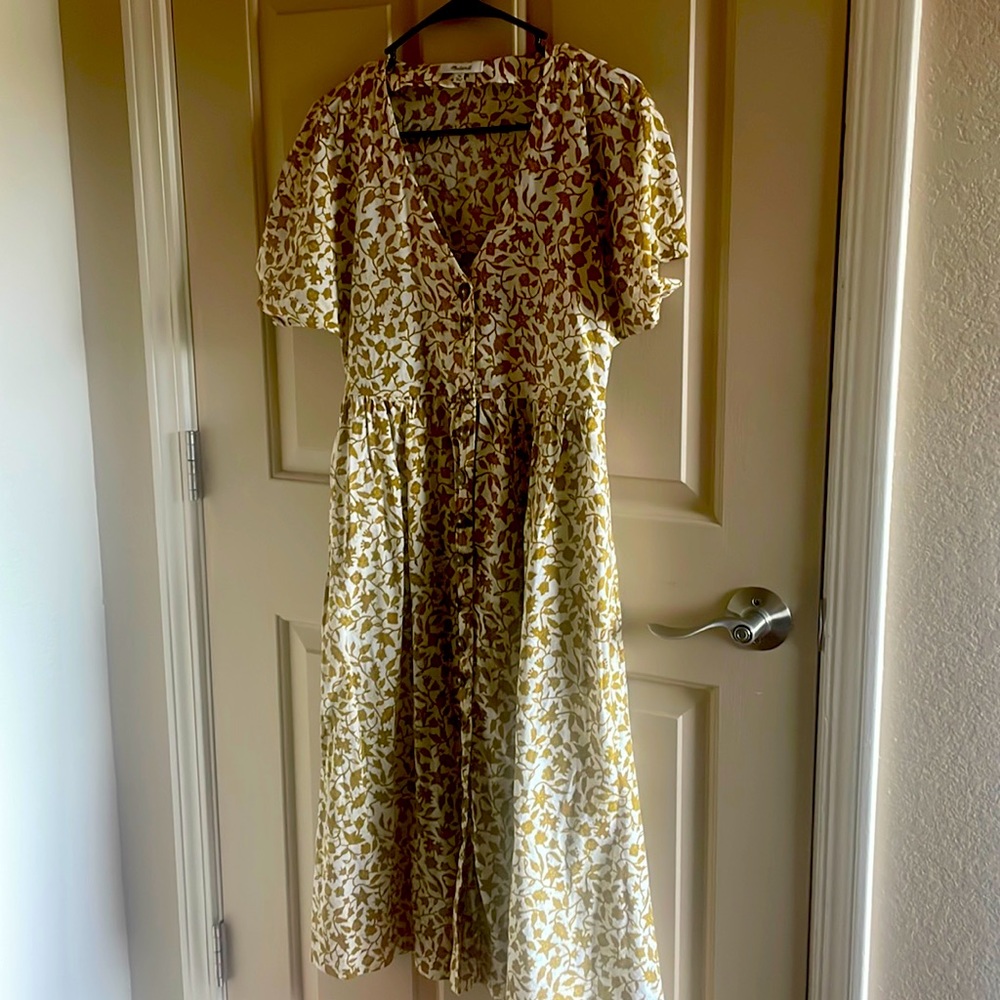 Awesome dress by madewell with pockets cool greenish color